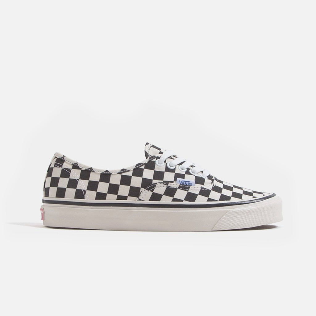 Authentic 44 DX - Anaheim Factory Black / White Check Blues Store