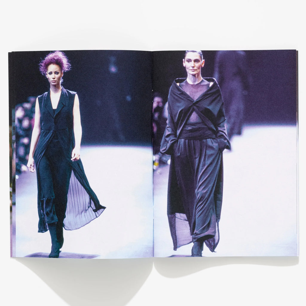 Comme des Garçons, Fall 1992 Ready to Wear by Vvery Negative Gucci Production blues store www.bluesstore.co